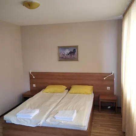 Victoria's Apartment Nesebar